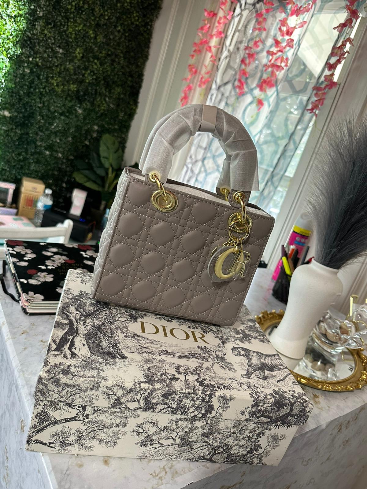 CHRISTIAN DIOR WOMEN'S PURSES